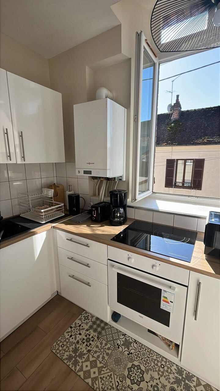 Cuisine équipée — location à Sens